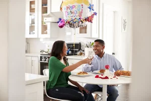 20 façons les plus touchantes de dire "Joyeux anniversaire mon amour"