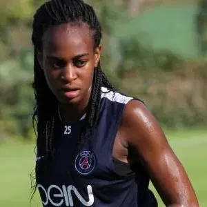 Marie-Antoinette KAtoto, meilleure buteuse de la division 1, évolue dans l'équipe féminine du Paris Saint-Germain