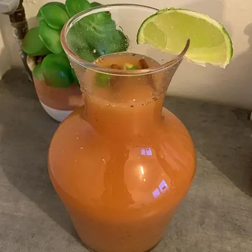 Le planteur antillais: délicieux cocktail à base de rhum et de fruits exotiques