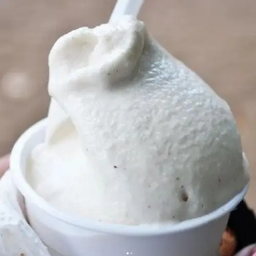 Le sorbet au coco: un dessert glacé délicieux que tous les antillais connaissent
